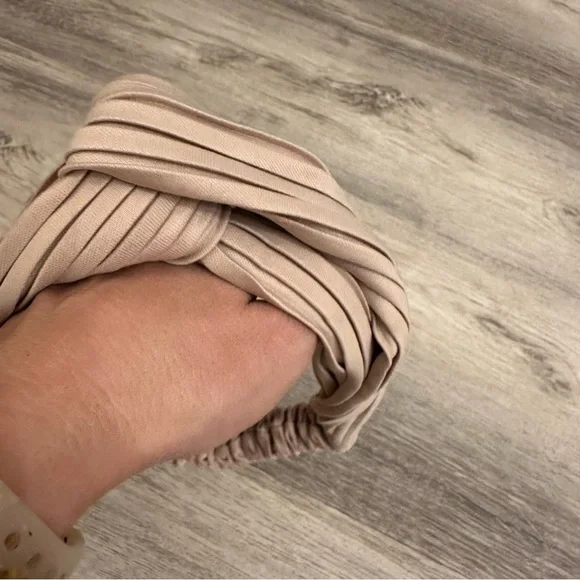 Twist Knotted Boho Stretchy Headband - Picture 4 of 5